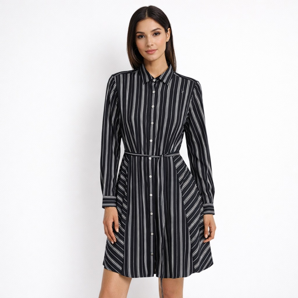 UNTUCKit Size 10 Charcoal and White Striped Shirt